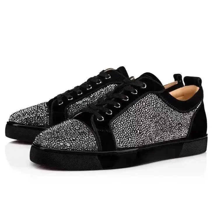 Louis Junior Spikes 2
