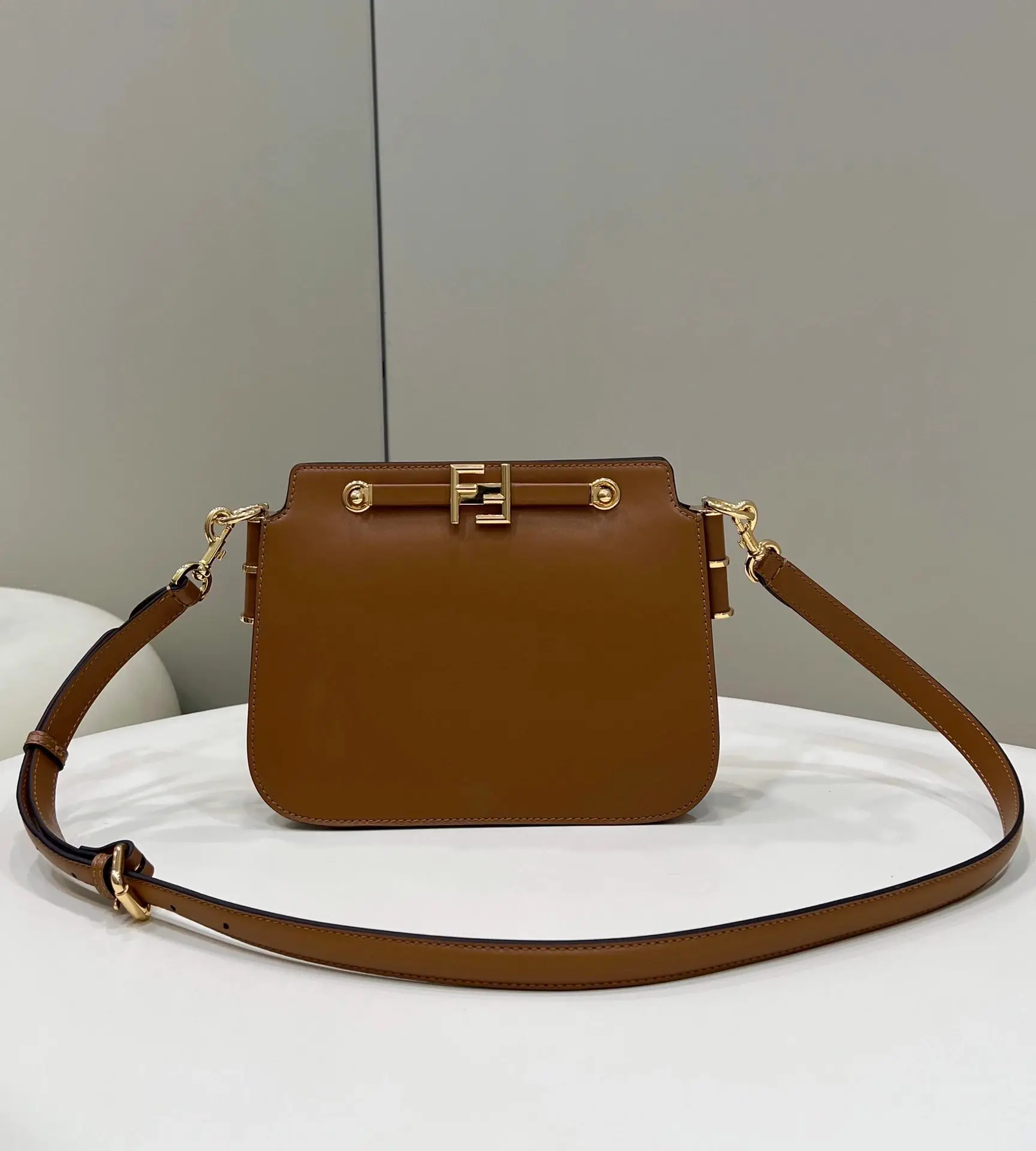 Fendi Crossbody Bags [12 styles]